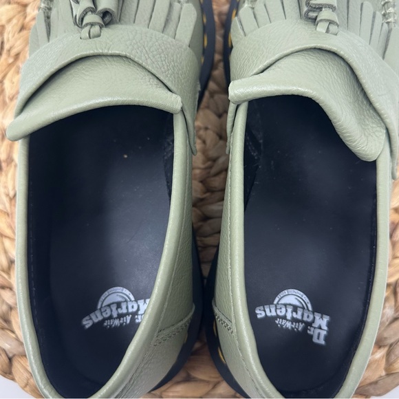 DR MARTEN Adrian Loafers Leather Tassel Khaki Green Size 9 Women's - Picture 8 of 9